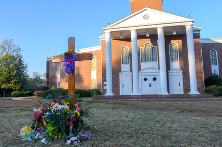 A Mayor’s Suicide Leaves an Alabama City Seeking Answers