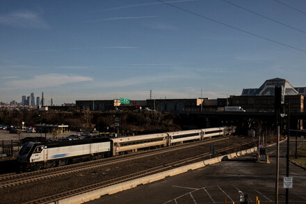 To Avoid New York Rules, Hundreds of Migrants Dropped Off in New Jersey