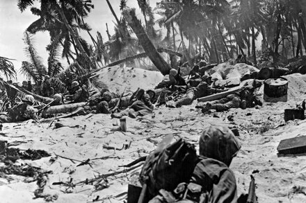 The Bloody, 76-Hour Battle on a Tiny Atoll That Helped End World War II