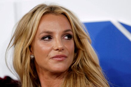 Britney Spears’s Memoir Sells 1.1 Million Copies in U.S. in First Week