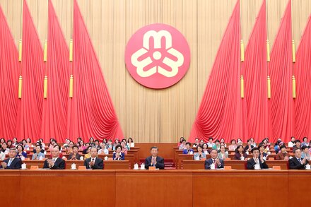 China’s Male Leaders Signal to Women That Their Place Is in the Home