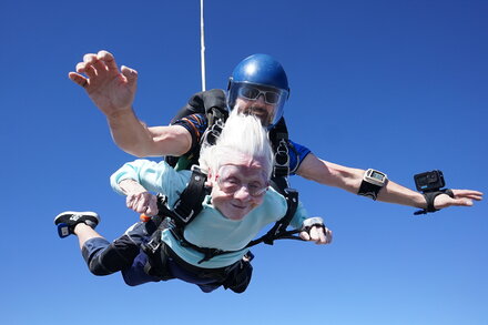 104-Year-Old Breaks World Record for Oldest Skydiver