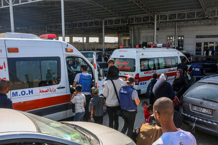 Hamas put wounded fighters on departure lists, delaying efforts to evacuate foreigners, a U.S. official says.