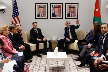 Blinken Says Cease-Fire in Gaza Would Allow Hamas to Regroup