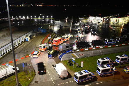 Hamburg Airport Closed After Armed Man Drives Onto Tarmac, Prompting Standoff
