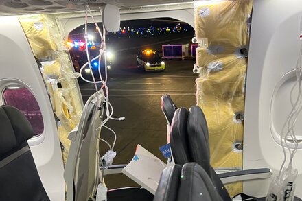 Passengers on Plane That Made Emergency Landing Say a Hole Opened Up