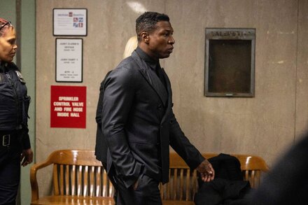Majors Urged Ex-Girlfriend Not to Seek Aid After Head Wound, Jury Hears