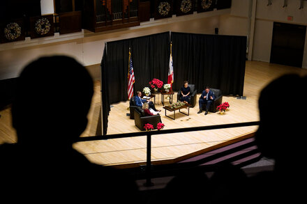 Days After Heated Debate, G.O.P. Candidates Take a Gentler Tone in Iowa