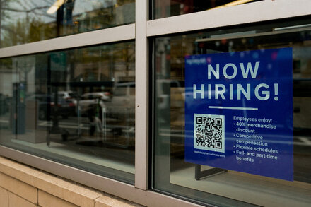 That QR Code You’re About to Scan Could Be Risky, F.T.C. Warns