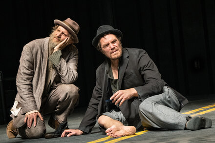 ‘Waiting for Godot’ Review: Old Friends Falling in and Out of Sync