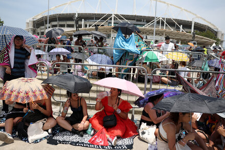 Fan Dies at Taylor Swift Concert in Rio’s Extreme Heat