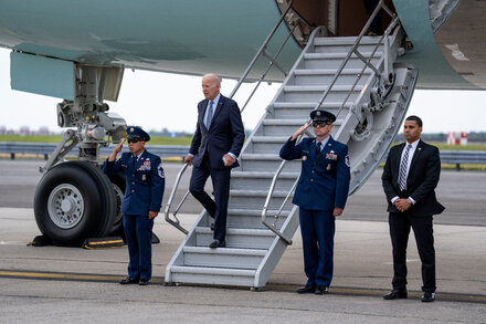 Biden to Urge Nations to Protect and Nurture Democracy
