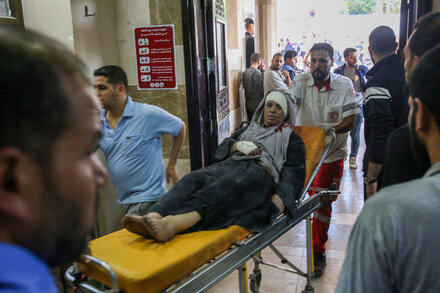 Hospitals in southern Gaza are becoming overwhelmed, doctors say.