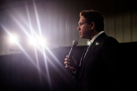 DeSantis Says He Would Cancel Student Visas of Hamas Sympathizers