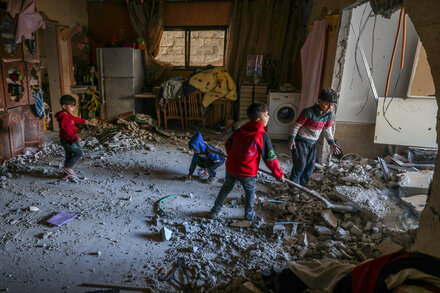 Aid groups harshly criticize the Security Council resolution as inadequate.