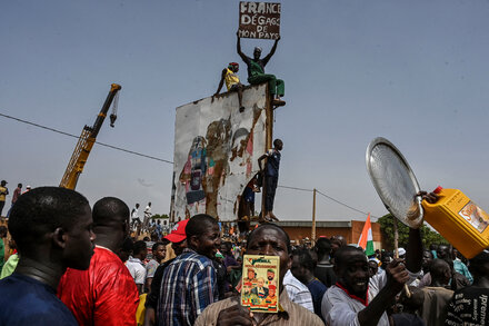 France to Withdraw Troops From Niger After Military Coup