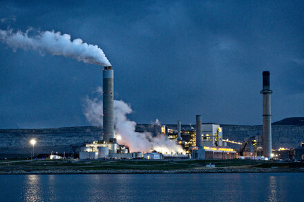 Energy Agency Sees Peaks in Global Oil, Coal and Gas Demand By 2030