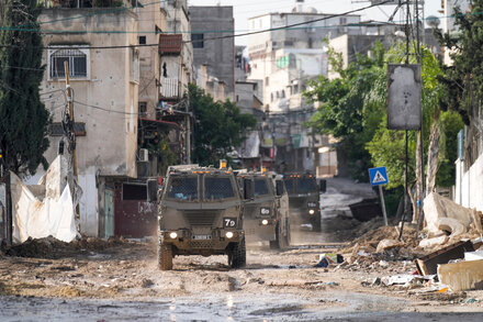 Two Palestinians accused of collaborating with Israel are lynched in the West Bank.