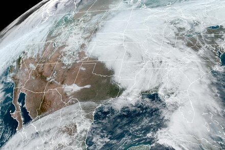 Blizzard Conditions Threaten to Disrupt Travel Across Northern Plains