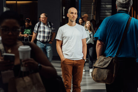 A Kinetic Cloud of Humanity for Moynihan Train Hall