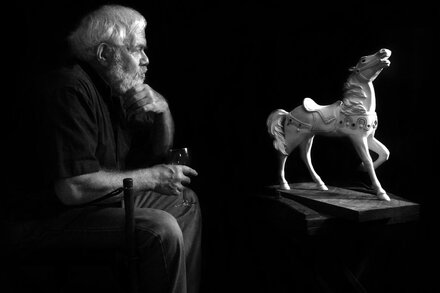 Gerry Holzman, Master Carver of a New York Merry-Go-Round, Dies at 90