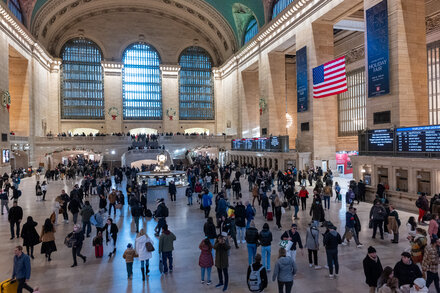 Man Charged in Grand Central Stabbings Slashed Inmate, Officials Say
