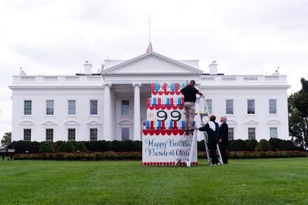 At Carter’s Birthday Party, Rescheduled in Case of Shutdown, a Wary Celebration