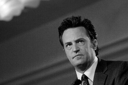 Matthew Perry y la soledad de la adicción