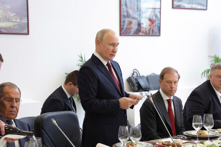 Putin accepts an invitation from Kim to visit North Korea.