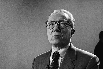 Jacques Delors, Passionate Architect of European Unity, Dies at 98